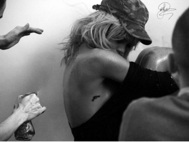 Рианна на съемках нового видео (Фото) Рианна на съемках нового видео (Фото)