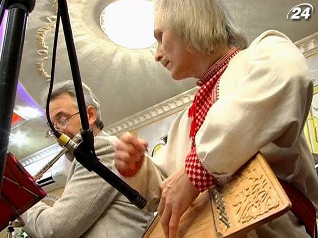 На Буковині фестивалили весільні музики На Буковині фестивалили весільні музики