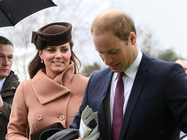 Принц Вільям та Кейт Мідлтон відвідали кінні перегони (Фото) Принц Вільям та Кейт Мідлтон відвідали кінні перегони (Фото)