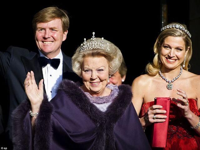 В Амстердамі коронували принца Віллема-Александра (Фото) В Амстердамі коронували принца Віллема-Александра (Фото)