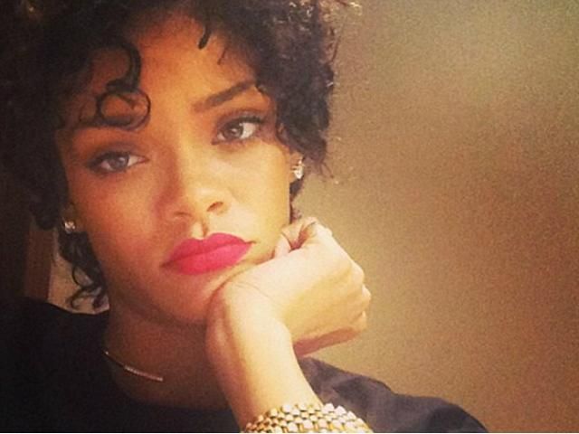 Ріанна вразила новим природнім образом Ріанна вразила новим природнім образом