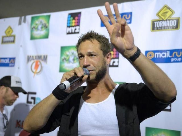 Российский следственный комитет взялся за басиста Bloodhound Gang Российский следственный комитет взялся за басиста Bloodhound Gang