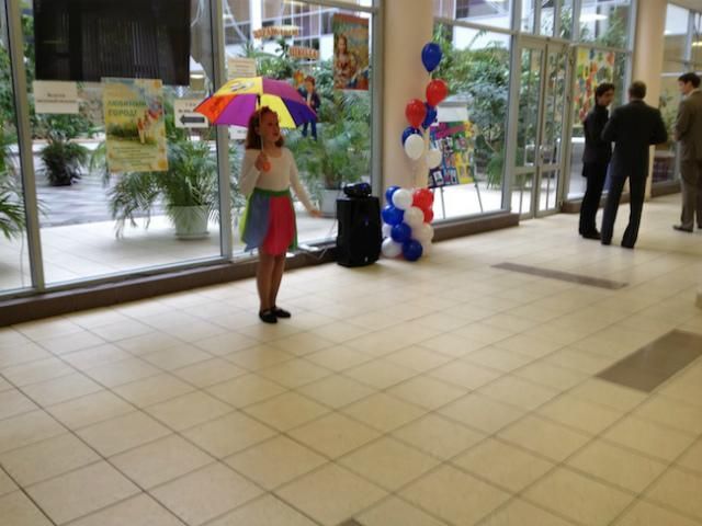 На московських дільницях почалися концерти народної самодіяльності (Фото) На московських дільницях почалися концерти народної самодіяльності (Фото)