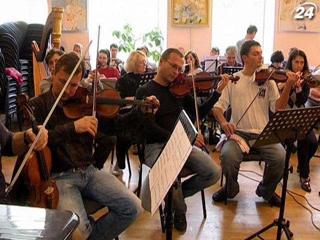 "Киевская камерата" и Серж Танкян готовят рок-симфонию "Киевская камерата" и Серж Танкян готовят рок-симфонию