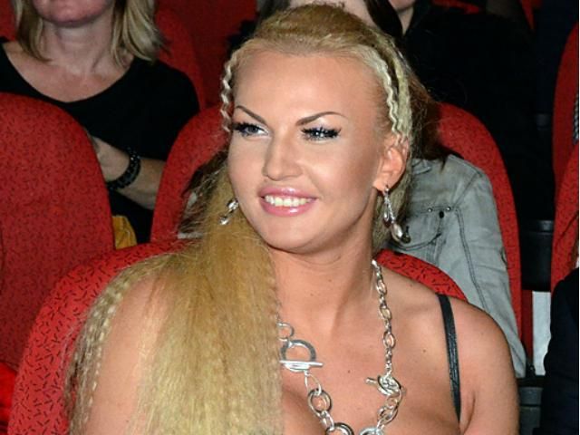 Камалия покорила YouТube (Видео) Камалия покорила YouТube (Видео)