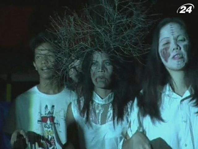 Зомбі станцювали під пісню Майкла Джексона Зомбі станцювали під пісню Майкла Джексона