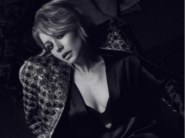 Тіна Кароль не терпить килимів у гримерці Тіна Кароль не терпить килимів у гримерці