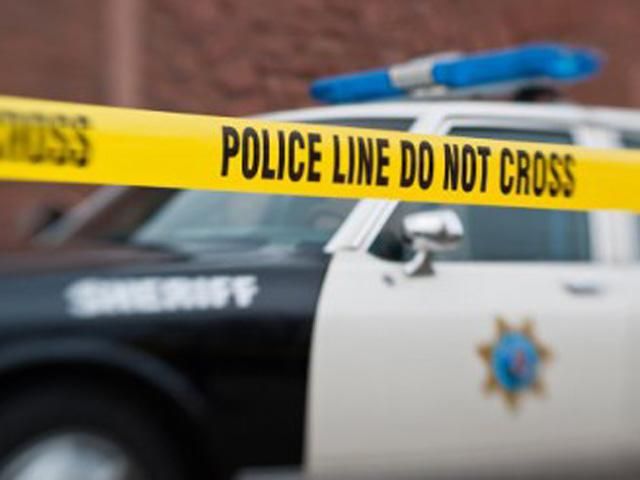 Рок-музыкант застрелил трех участников своей группы, а потом убил себя Рок-музыкант застрелил трех участников своей группы, а потом убил себя