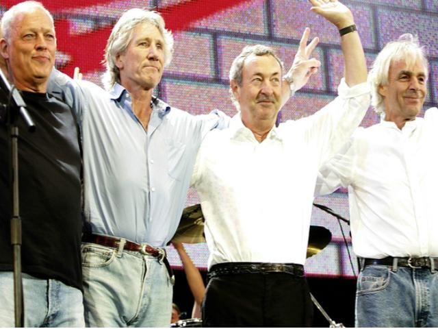 Pink Floyd пригласили выступить на Евромайдане в Новогоднюю ночь Pink Floyd пригласили выступить на Евромайдане в Новогоднюю ночь