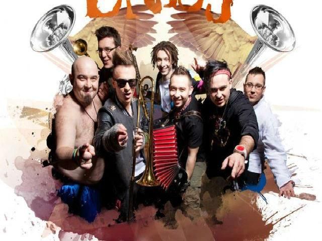 Польський гурт на підтримку Майдану записав польську версію "Брат за брата" (Відео) Польський гурт на підтримку Майдану записав польську версію "Брат за брата" (Відео)