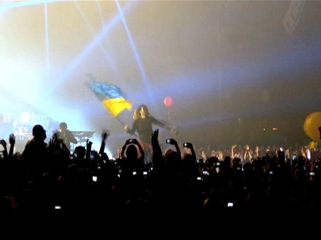 Попри події в Україні, в Києві відгримів концерт 30 Seconds to Mars