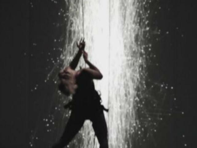 Медіагрупа Fuse в рамках проекту Ljós синхронізувала світло, звук і танець Медіагрупа Fuse в рамках проекту Ljós синхронізувала світло, звук і танець