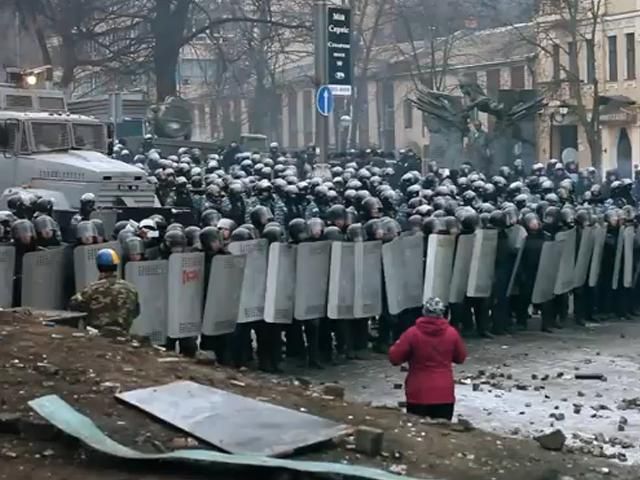 Видео-манифест "Вавилон'13" из самых ярких воспоминаний революции (Видео) Видео-манифест "Вавилон'13" из самых ярких воспоминаний революции (Видео)