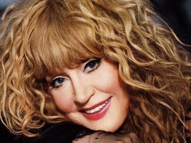 Алле Пугачевой запретили строить театр из-за ее гражданской позиции Алле Пугачевой запретили строить театр из-за ее гражданской позиции