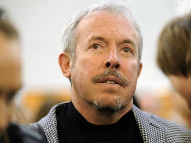 Андрій Макаревич відвідав звільнені міста на Донбасі Андрій Макаревич відвідав звільнені міста на Донбасі