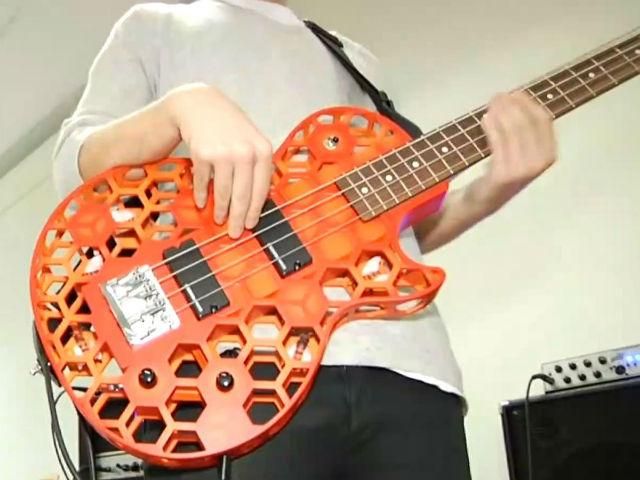 Шведы играют на музыкальных инструментах изготовленных на 3D-принтере