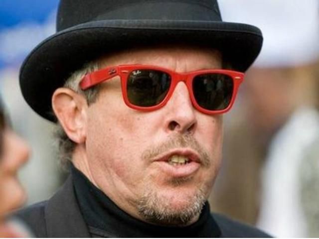 Один на один з телевізором — це справжнє катування, — Андрій Макаревич про російське ТБ Один на один з телевізором — це справжнє катування, — Андрій Макаревич про російське ТБ