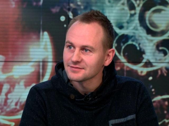 Бойцы просят музыкантов писать песни, которые повышают боевой дух, — Табаков Бойцы просят музыкантов писать песни, которые повышают боевой дух, — Табаков