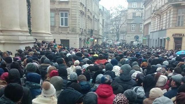 Во Львове прощаются с Кузьмой (Стрим) Во Львове прощаются с Кузьмой (Стрим)