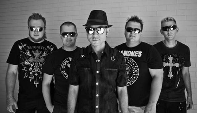 Гурт Mad Heads потрапив у ДТП Гурт Mad Heads потрапив у ДТП