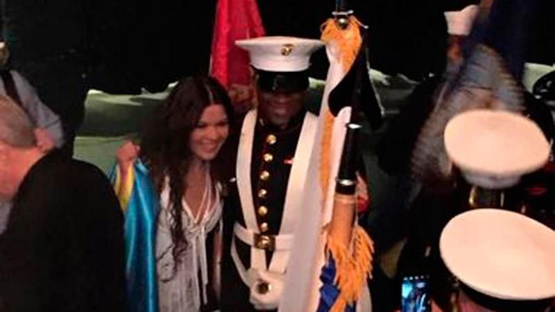 Гімн України перед боєм Кличко-Дженнінгс, який не потрапив в ефір Гімн України перед боєм Кличко-Дженнінгс, який не потрапив в ефір