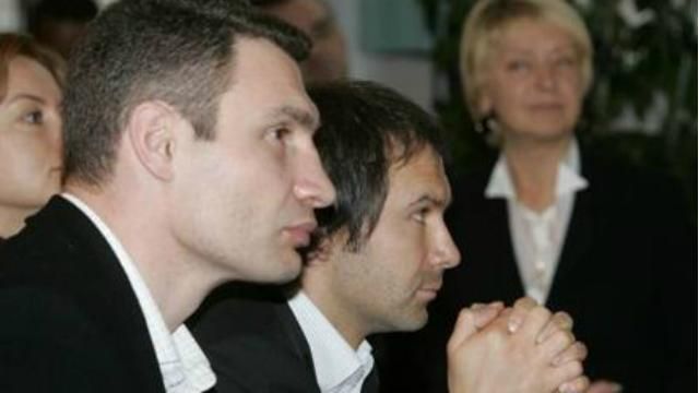 Кличко обмовився і забрав один рік у Вакарчука Кличко обмовився і забрав один рік у Вакарчука