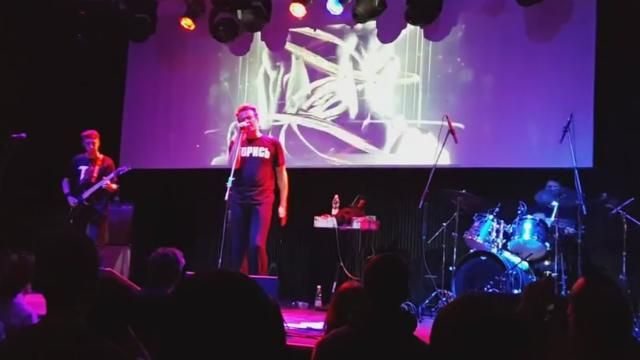 Российская группа поразила песней "Ты прости нас, Украина" Российская группа поразила песней "Ты прости нас, Украина"