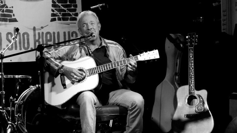 Макаревич: Секретні військові спецоперації в мирний час — це що? Макаревич: Секретні військові спецоперації в мирний час — це що?