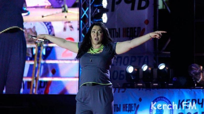 З'явилось відео ганебного виступу Лоліти в Криму