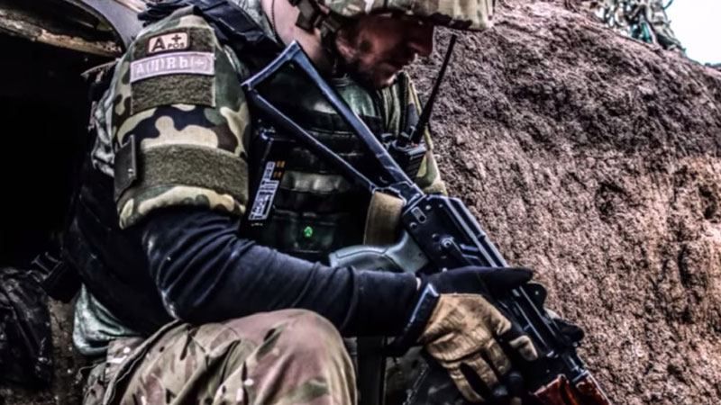 Фотограф зі США презентував проникливий кліп за участю бійців "Азову"