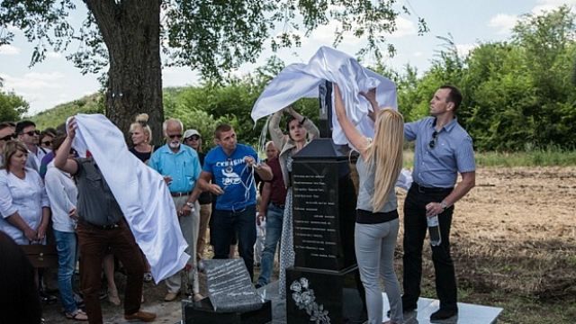 На місці загибелі Кузьми відкрили пам’ятний знак