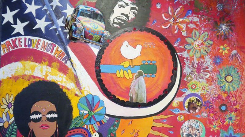 Woodstock ознаменовал завершение эпохи хиппи и начало "сексуальной революции"