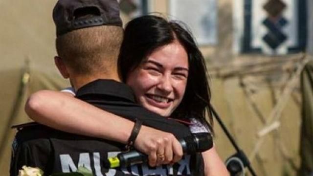 Певица Приходько стала матерью героя Певица Приходько стала матерью героя