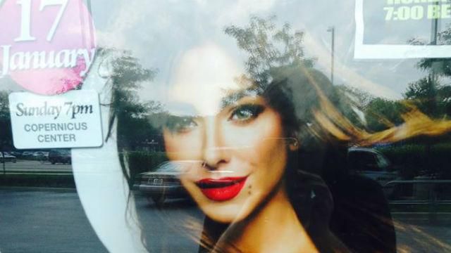 Хай співає сибірським ведмедям, — у США хочуть зірвати концерт Ані Лорак Хай співає сибірським ведмедям, — у США хочуть зірвати концерт Ані Лорак