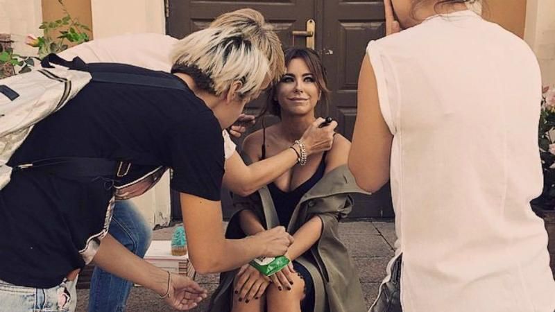 Ані Лорак палко подякувала російському олігарху Ані Лорак палко подякувала російському олігарху