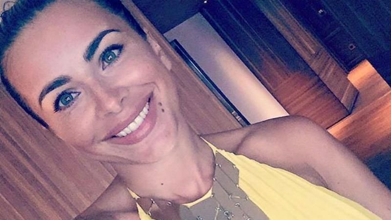 Фанати Ані Лорак хочуть врятувати її від позбавлення звання народної Фанати Ані Лорак хочуть врятувати її від позбавлення звання народної