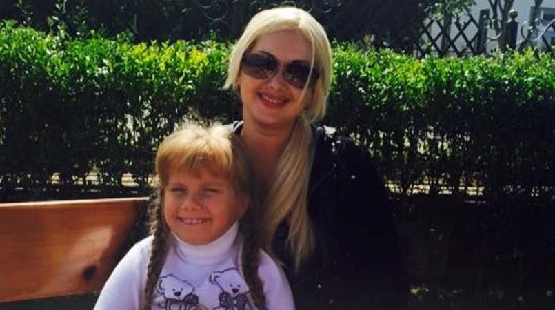 Відома українська співачка вивезла доньку з Криму до Болгарії Відома українська співачка вивезла доньку з Криму до Болгарії