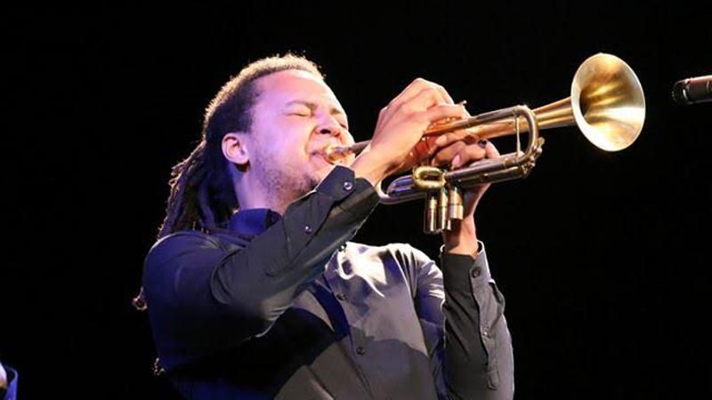 Международный фестиваль джаза прошел в Чернигове: фото, которые передают атмосферу праздника Международный фестиваль джаза прошел в Чернигове: фото, которые передают атмосферу праздника