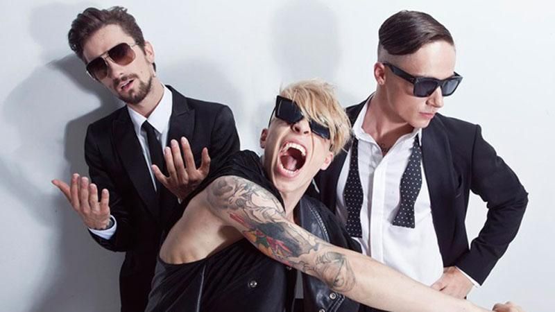 У Росії розгорівся скандал через афішу українського гурту У Росії розгорівся скандал через афішу українського гурту