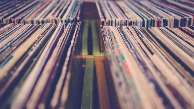 Мікроскоп показав, як грають старі платівки Мікроскоп показав, як грають старі платівки