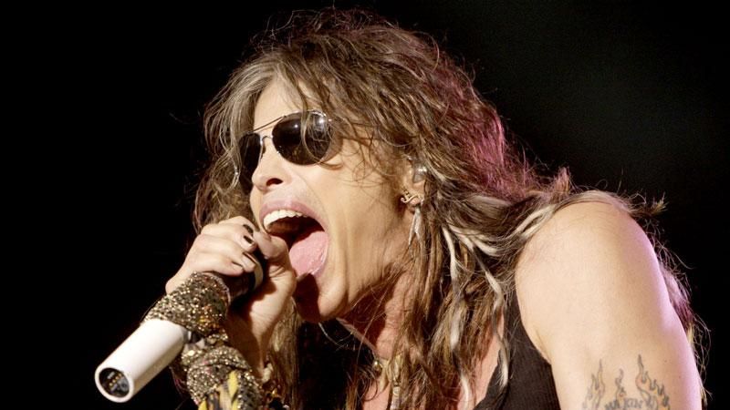 Легендарні рокери заборонили мільярдеру використовувати свої пісні