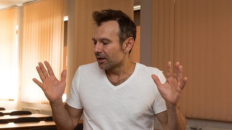 21 год спустя: как изменилось Вакарчук 21 год спустя: как изменилось Вакарчук