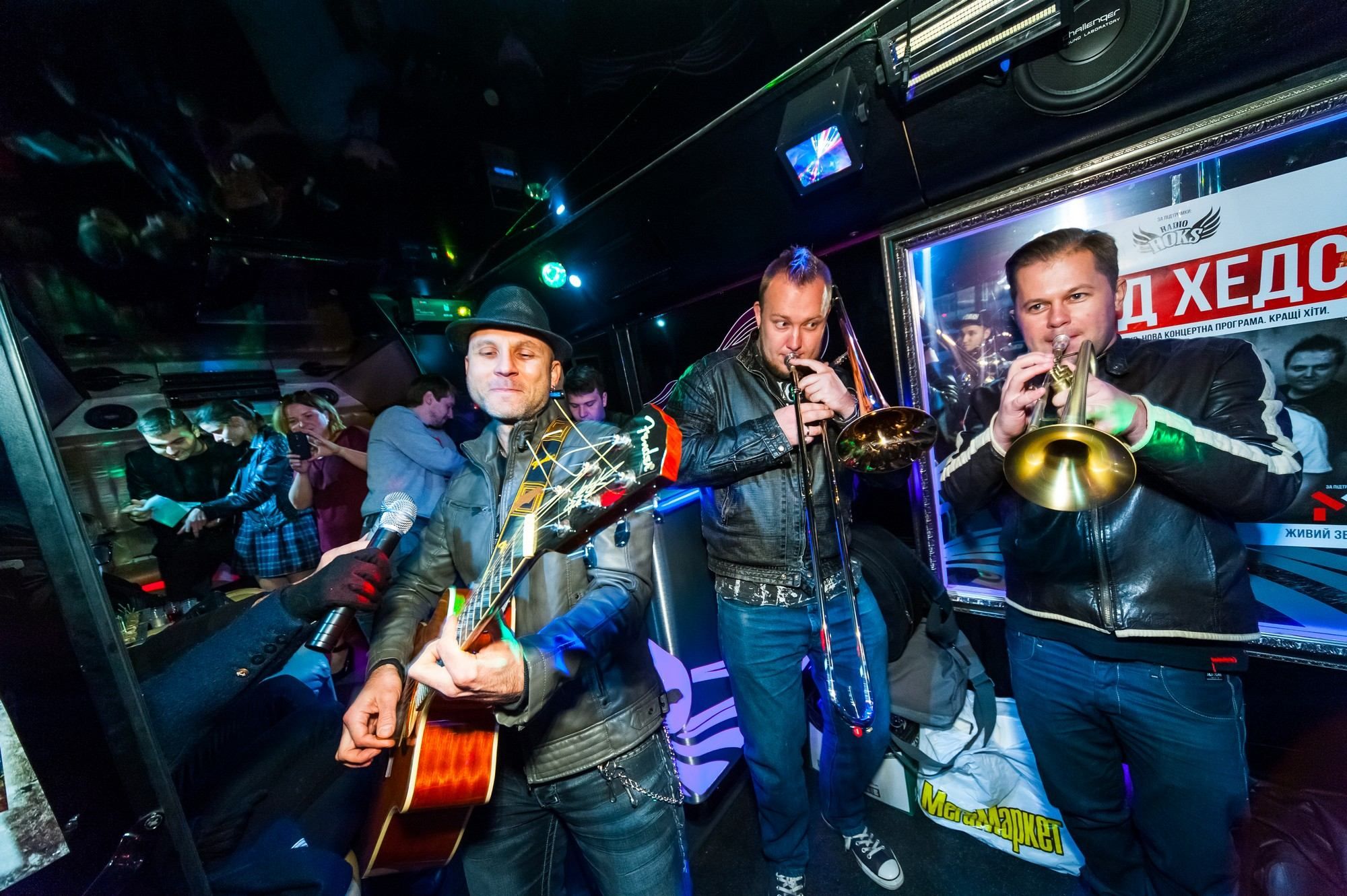 Легендарний "Мед Хедс" промчить Україною маршрутом номер "8" Легендарний "Мед Хедс" промчить Україною маршрутом номер "8"