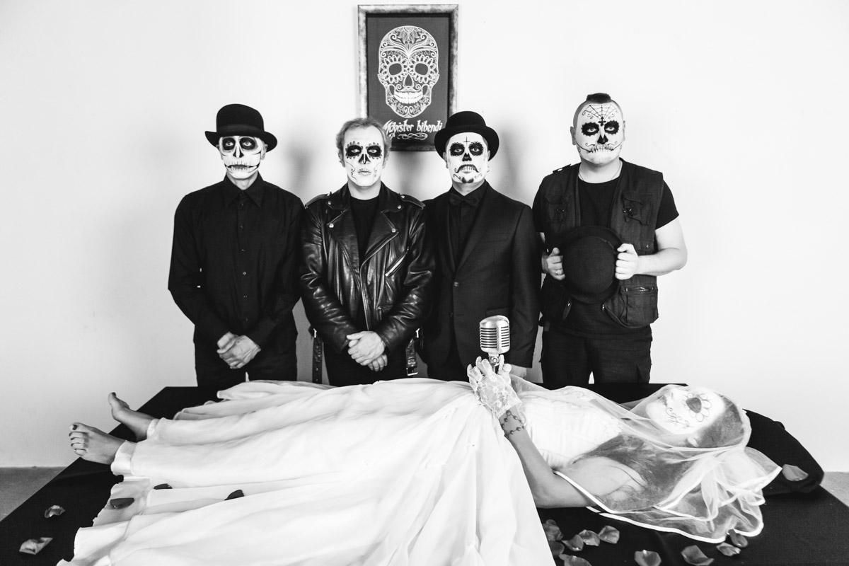 Група Trubetskoy оживила мертву наречену Група Trubetskoy оживила мертву наречену