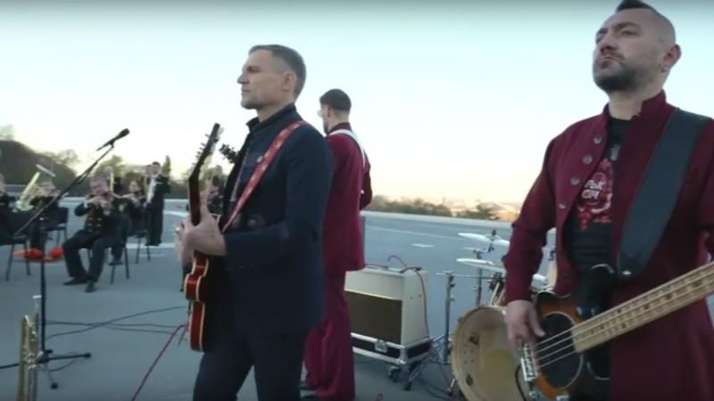 Гурт "ВВ" зняв новий кліп для українських бійців Гурт "ВВ" зняв новий кліп для українських бійців