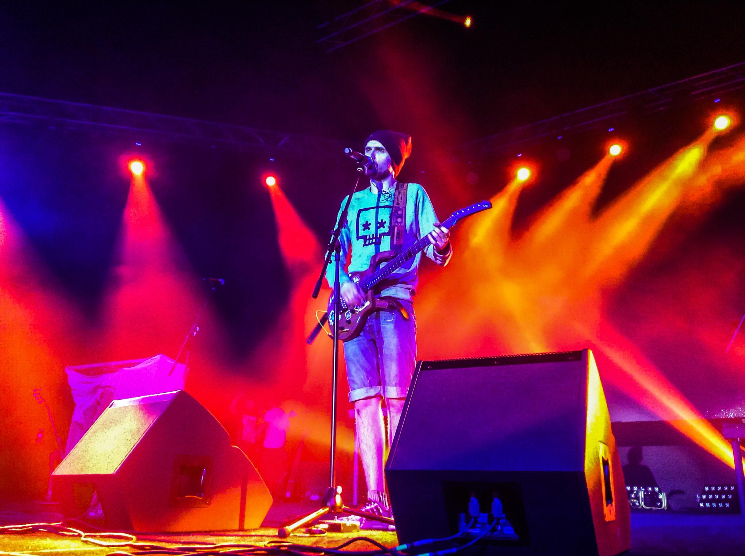 Повернення скандального Noize MC: ексклюзивні фото та відео з концерту
Повернення скандального Noize MC: ексклюзивні фото та відео з концерту