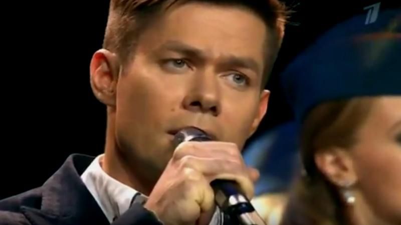 Стас П'єха епічно заспівав про "путінський гумконвой" на Донбаcі Стас П'єха епічно заспівав про "путінський гумконвой" на Донбаcі