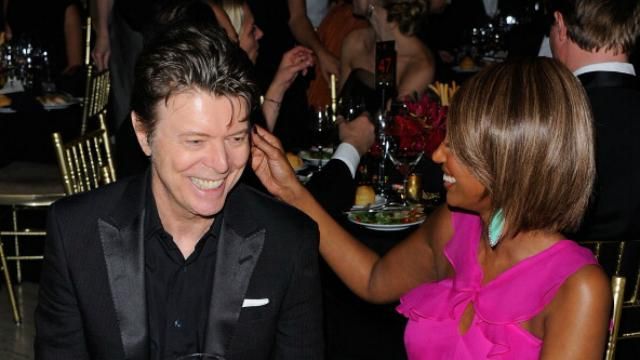 Стало известно, между кем Дэвид Боуи поделил свои миллионы Стало известно, между кем Дэвид Боуи поделил свои миллионы