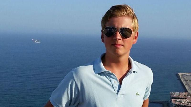 Син однієї з затятих прихильниць Путіна служитиме в швейцарській армії Син однієї з затятих прихильниць Путіна служитиме в швейцарській армії