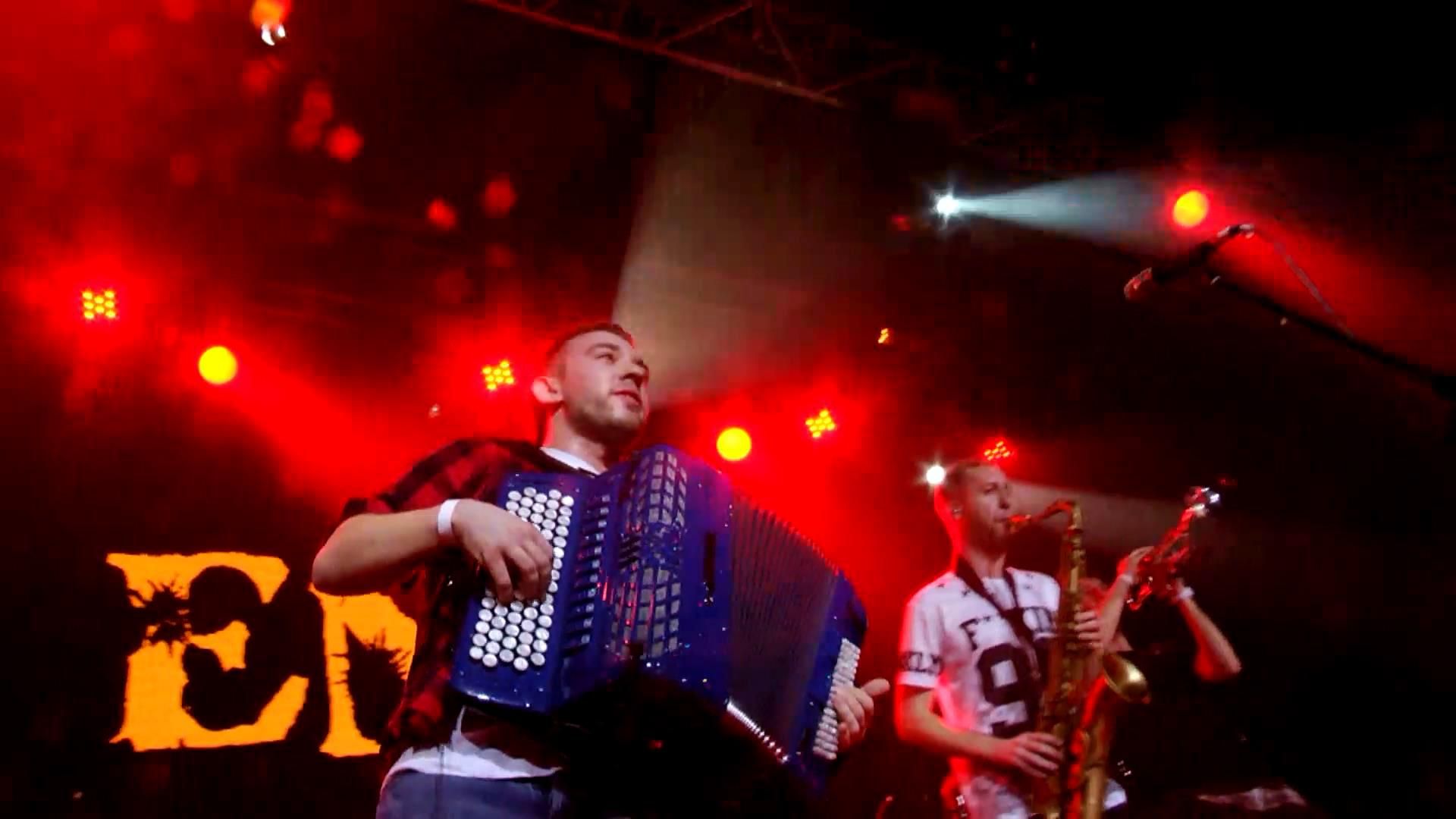 "Це наш великий здобуток на світовій сцені", — у Києві відіграв відомий польський гурт